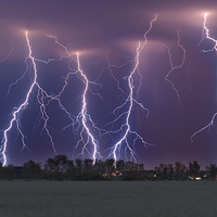 lightning 8