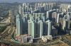 An undisturbed skyline around a city