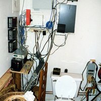 plus613 web hosting room