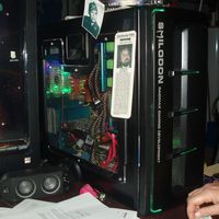 my 8800 GTX lives in here