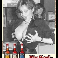 Kitten Natividad