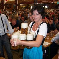 Waitress gets ten