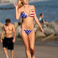 Heidi Montag patriotic