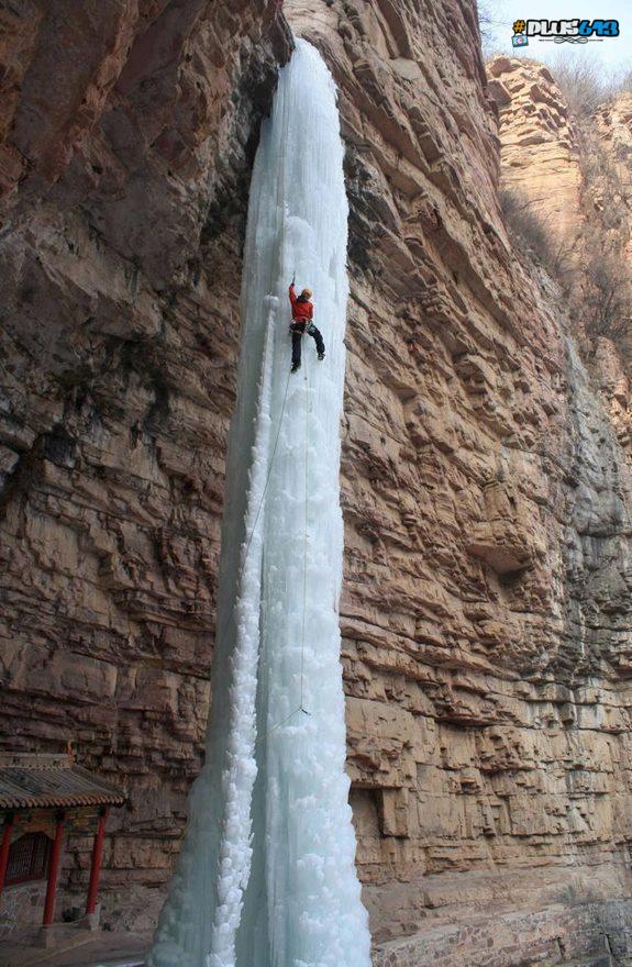 Frozen  waterfall in China