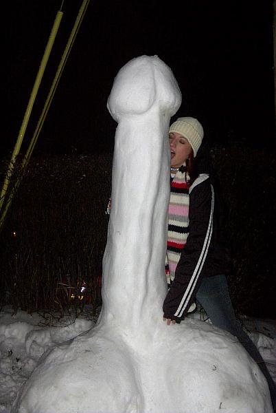 Loves the ice cock