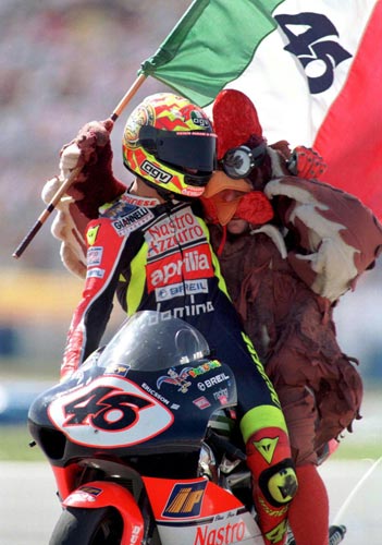 Rossi and the chicken