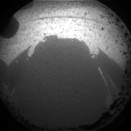 Curiosity rover casts a shadow on Mars