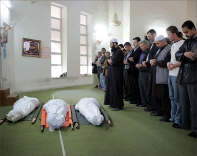 muslim victims of jordan blasts  in funeral
