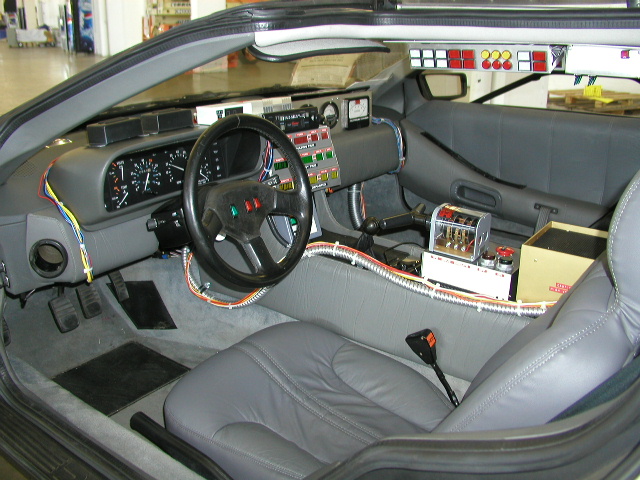1982  DeLorean : Gullwing - Back to the Future Car 2