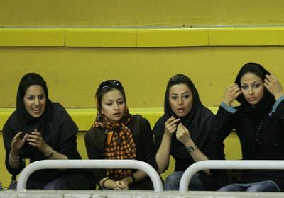 Iranian basket supporters
