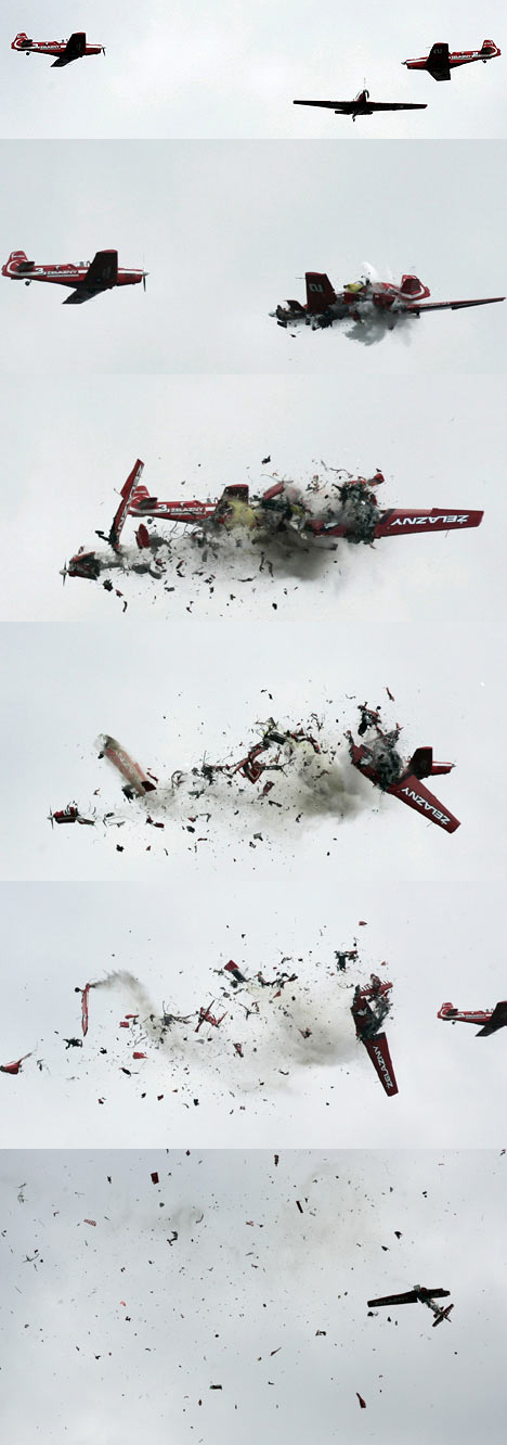 Airshow Crash - Ouch