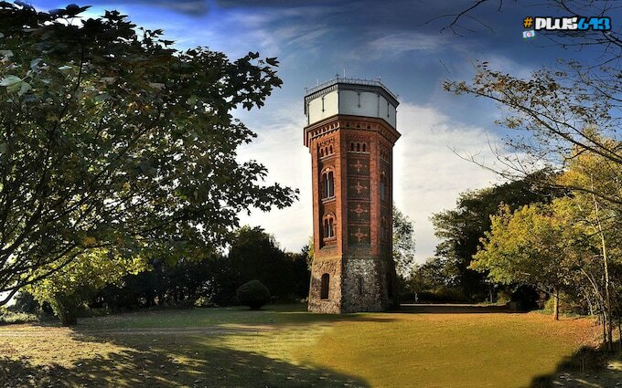 UK - Appleton Water Tower, now a residence