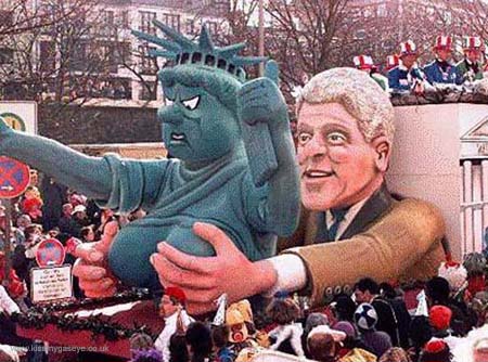 Bill Clinton float captures his true spirit