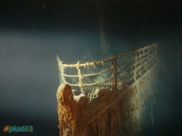 Underwater prow of Titanic