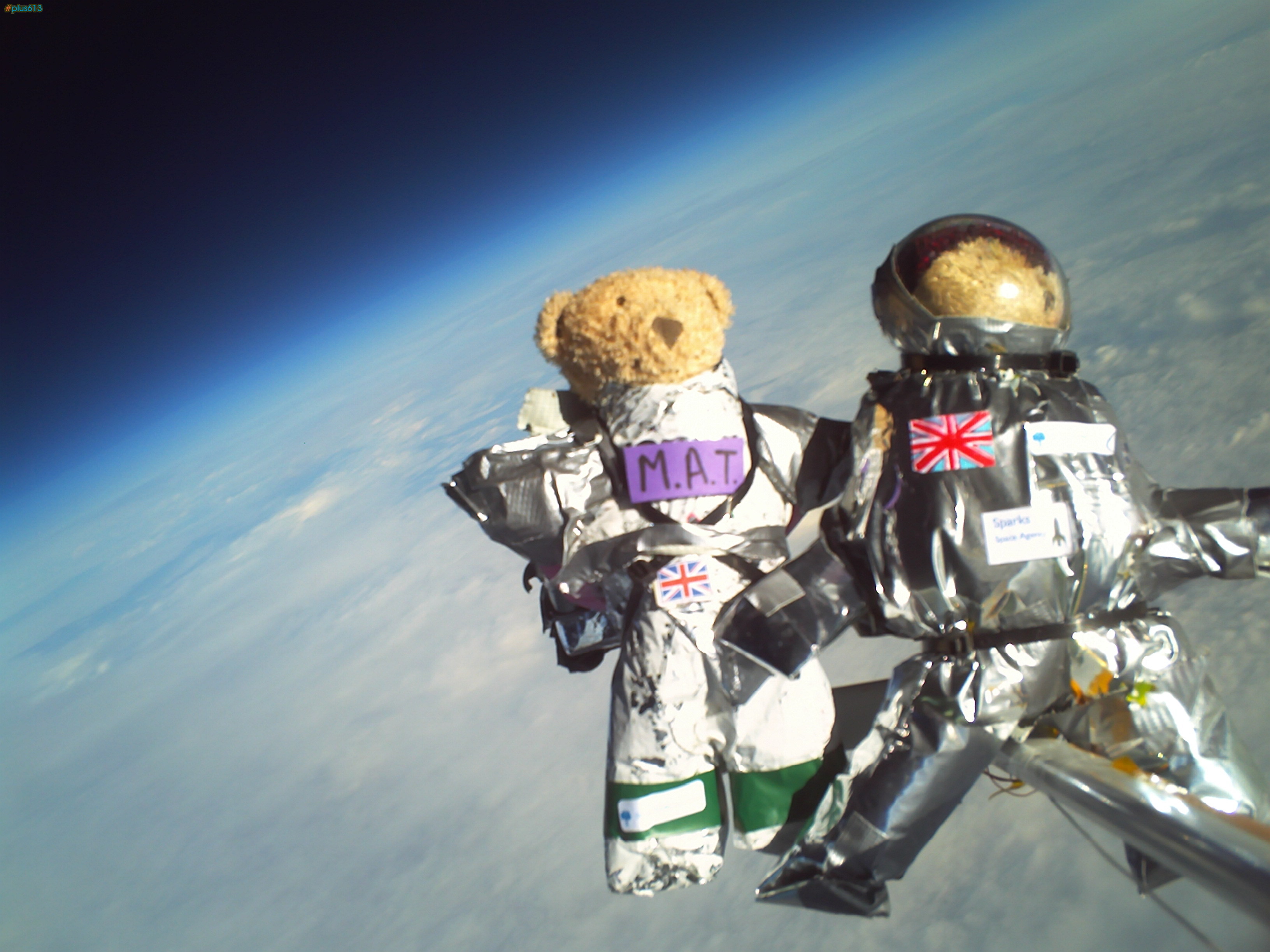 Cambridge University puts teddies in space