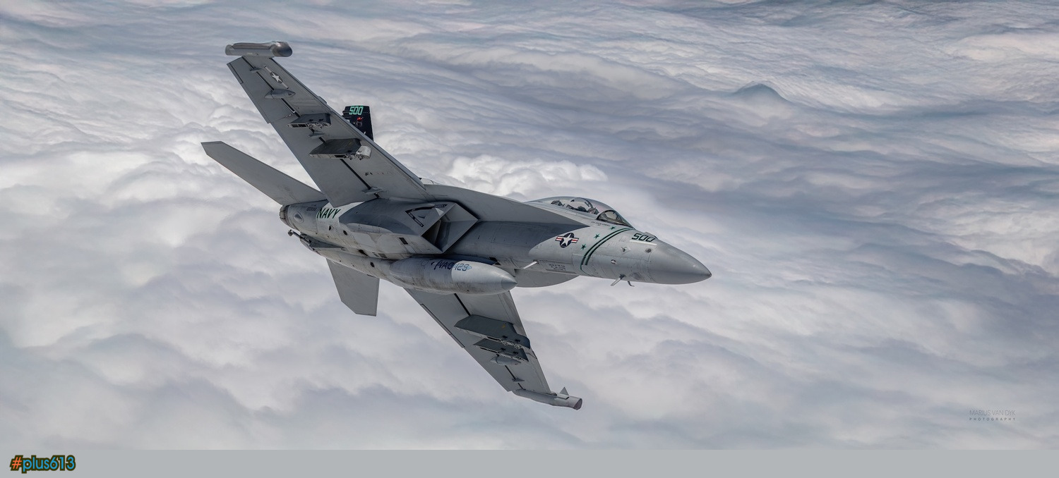 Growler breaking away by marius van dyk