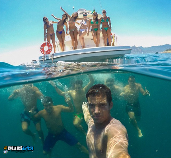 Underwater group selfie