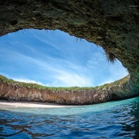 Hidden Beach, Mexico