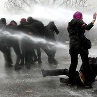 protesters struggle