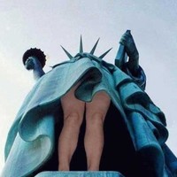 Staute of Liberty Upskirt