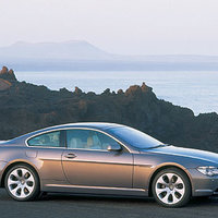 4,4l-V8 333PS