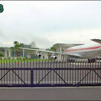 John Travolta's jet