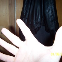ok, here'sa pic of my girl friend