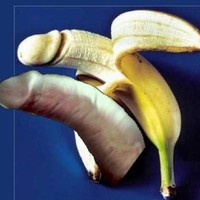 two bananas and both are delicious