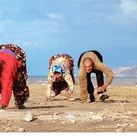 The Family Who Walks On All Fours