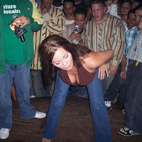 lol, the black kid behind has probably never seen an ass this close before
