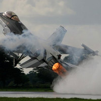 F-16 FIGHTING FALCON