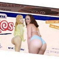 Hostess Hos