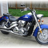more pics of my new bike...