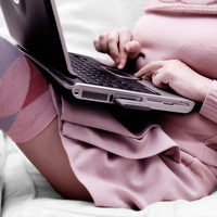 Isn`t dat a nice laptop..... :P