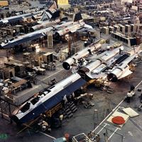 Blackbird or a Y-fighter thingy from Star Wars