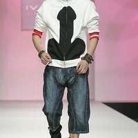 A Gay Old Time At the Fashion Show