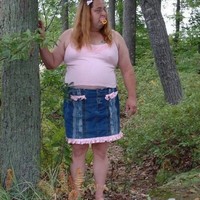      gal in the woods