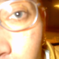 one eye gay !!!