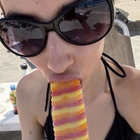 oversized sunglasses